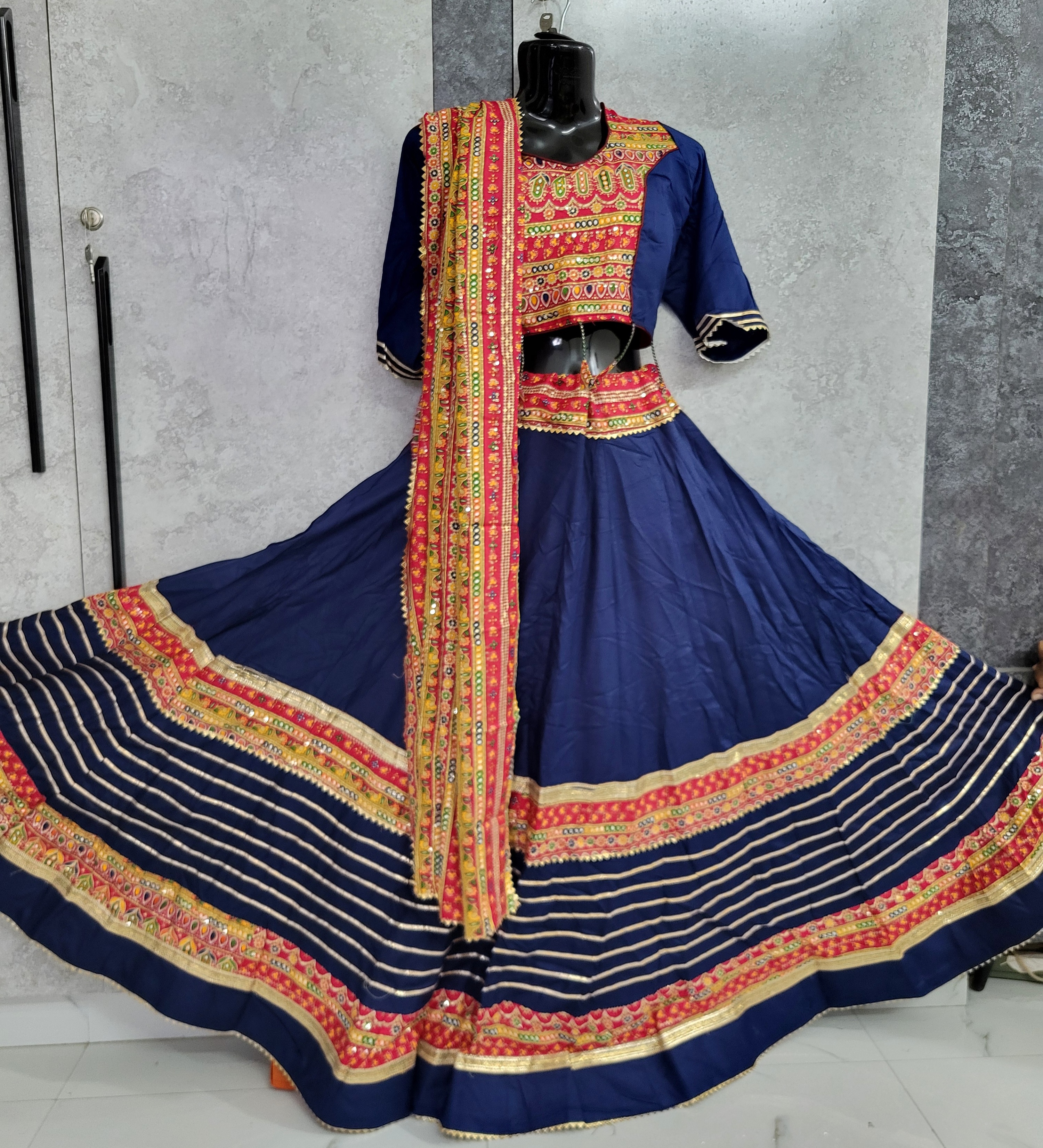 Lehenga 1