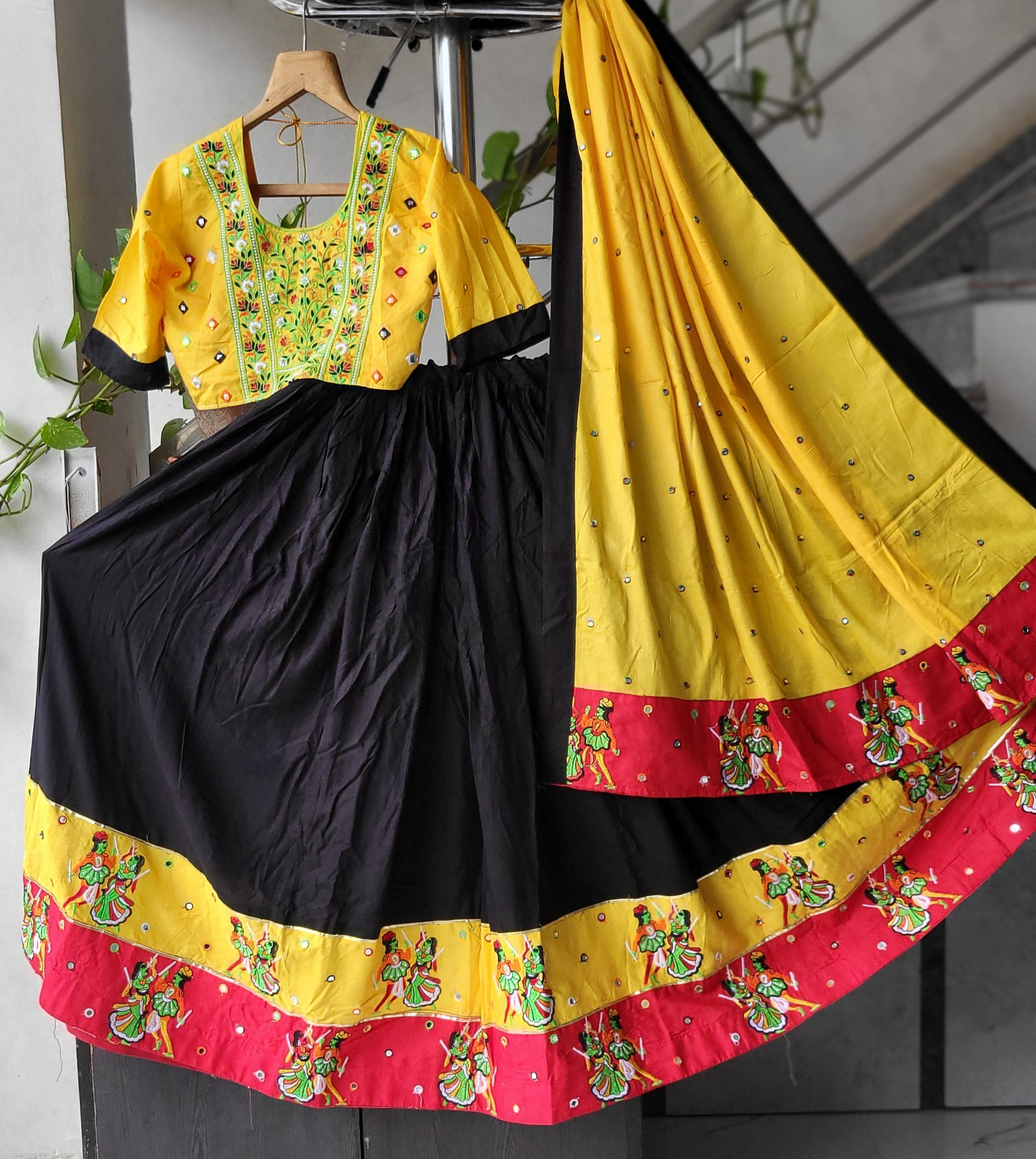Lehenga 2